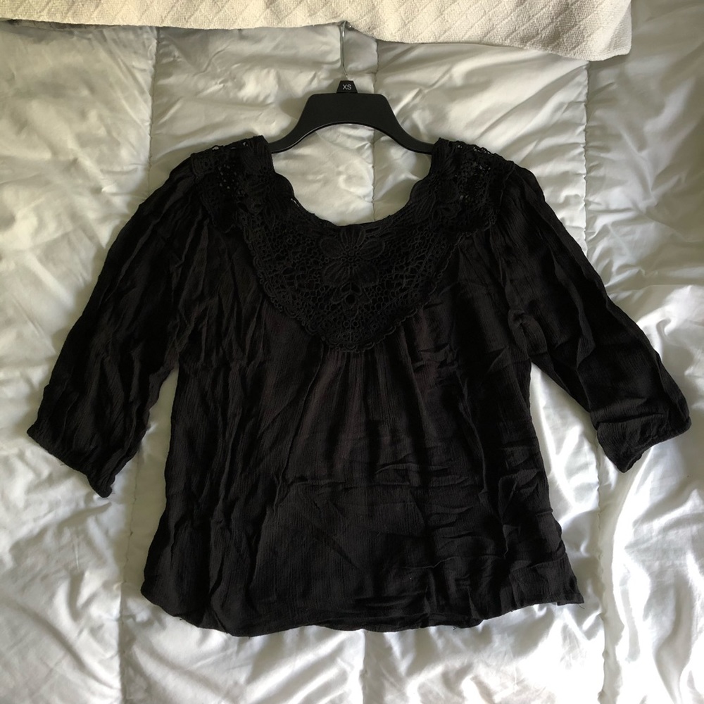 Crochet Knit Black Quarter Sleeve Top